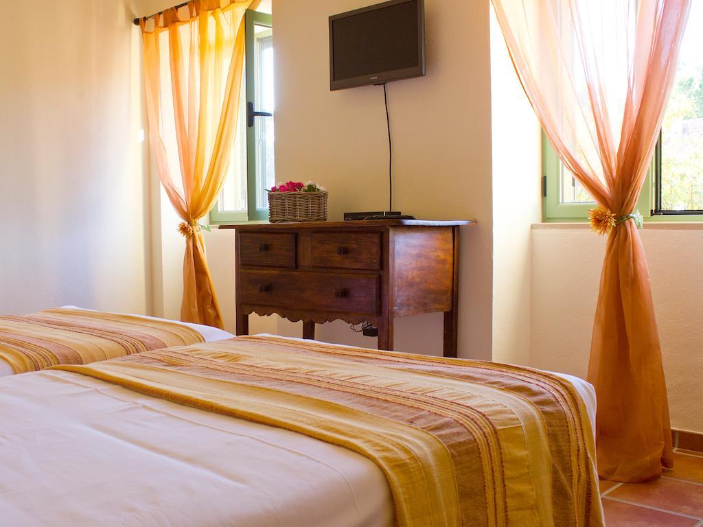 Vale De Ferreiros Guest House Abrantes Eksteriør bilde